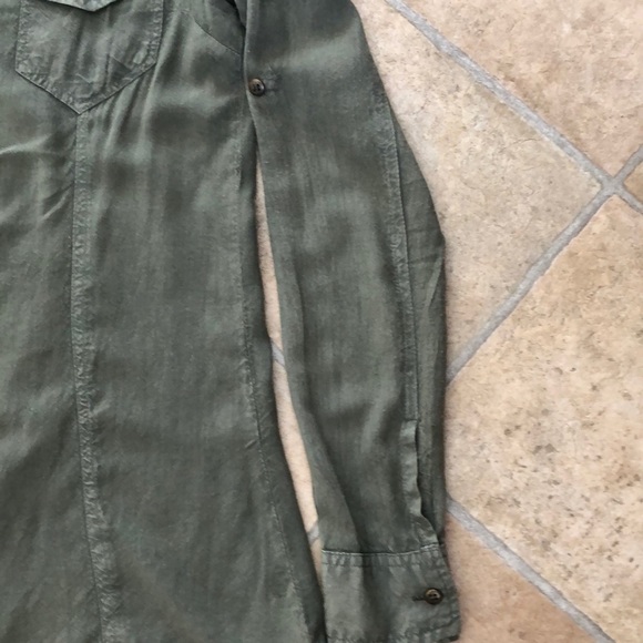 Cotton Express khaki button up top - Picture 5 of 13